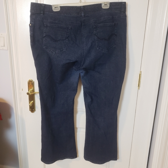 💞 2/$30 Denver Hayes Curvy Wide Leg Women's Jeans - Picture 5 of 7